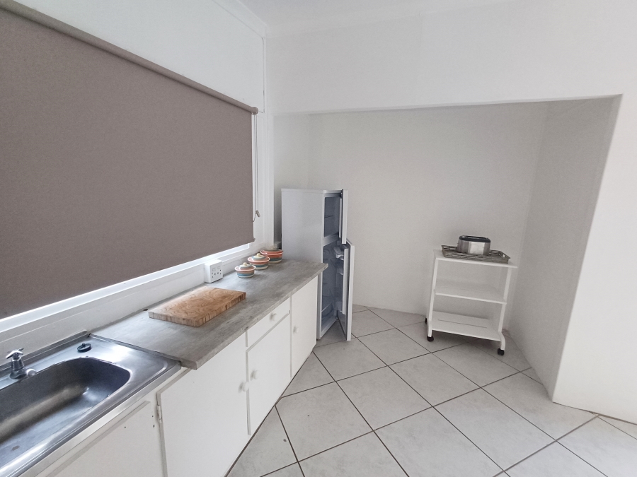 To Let 1 Bedroom Property for Rent in Agulhas Western Cape